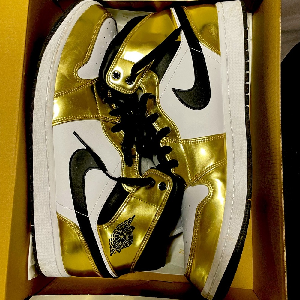 Jordan 1’s Mid